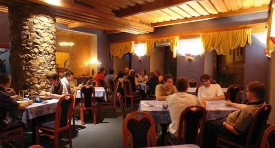 Hotel U Zlateho Byka Pisek  Exterior photo